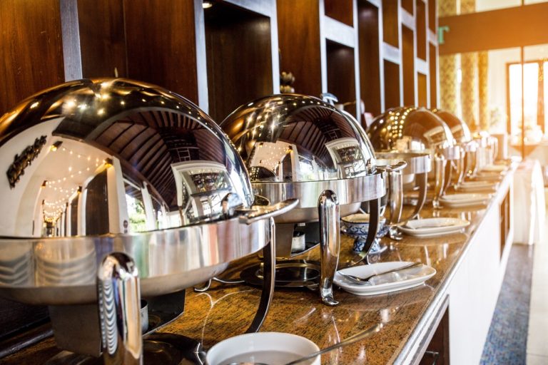 Catering Tips for Hosting a Memorable Event in Metro Detroit